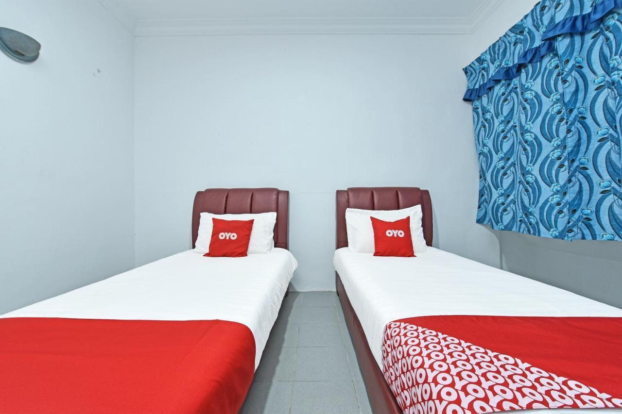 Oyo 90544 M&H Hotel Pengerang Extérieur photo