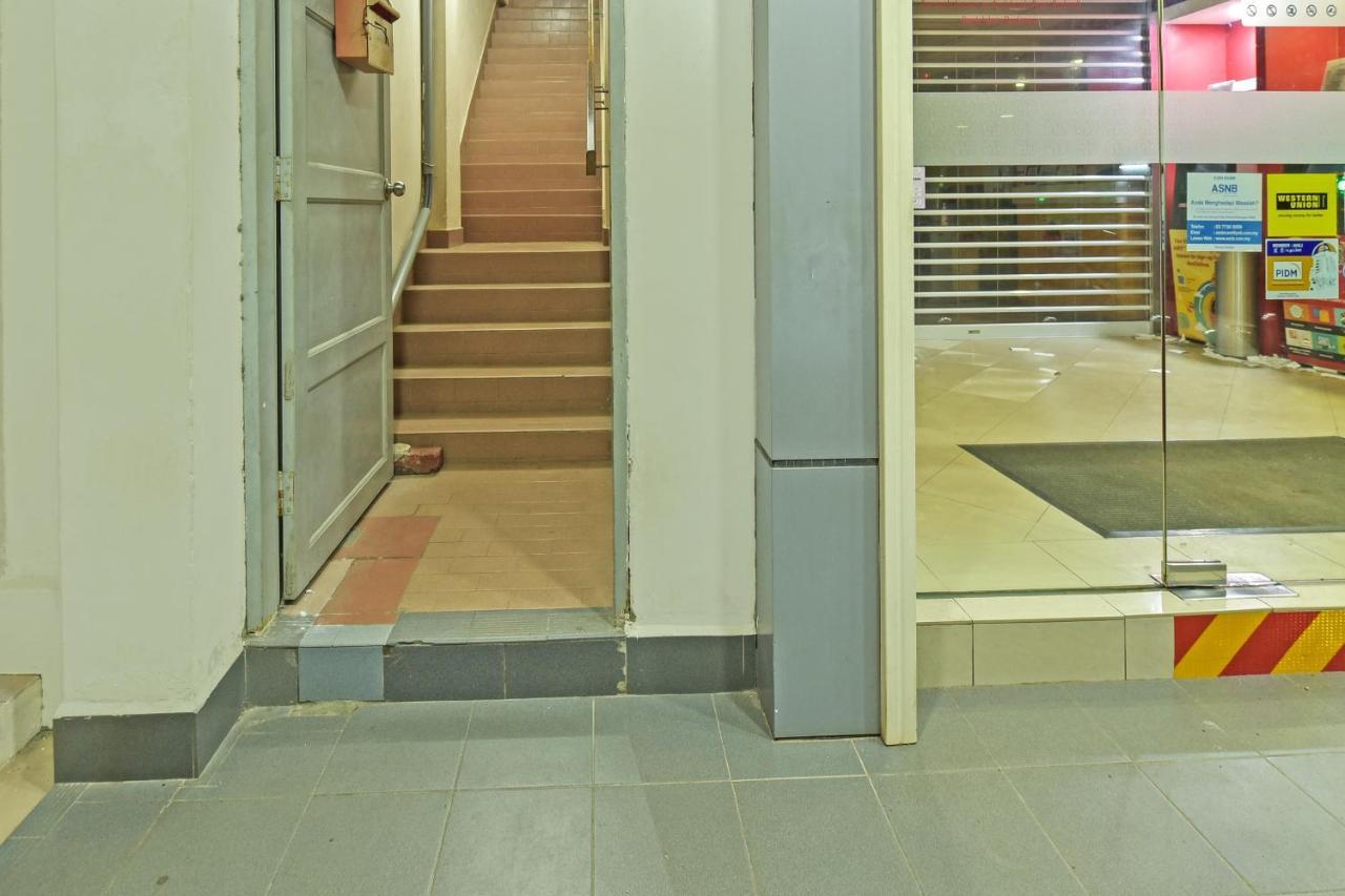 Oyo 90544 M&H Hotel Pengerang Extérieur photo